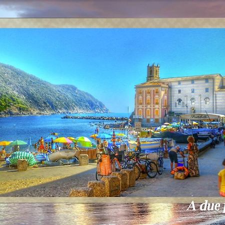 A Due Passi Beach Сестрі-Леванте Екстер'єр фото